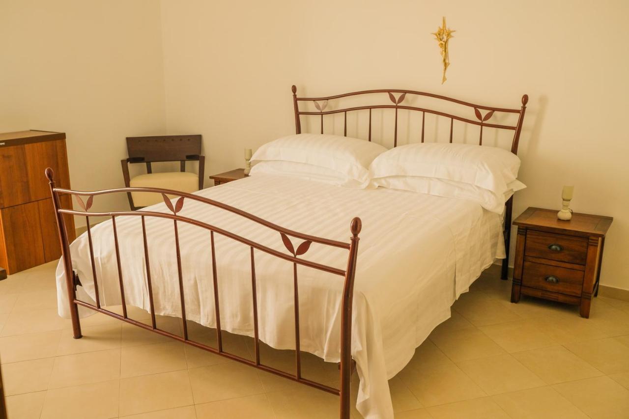 Suite Sabean Monopoli Luaran gambar