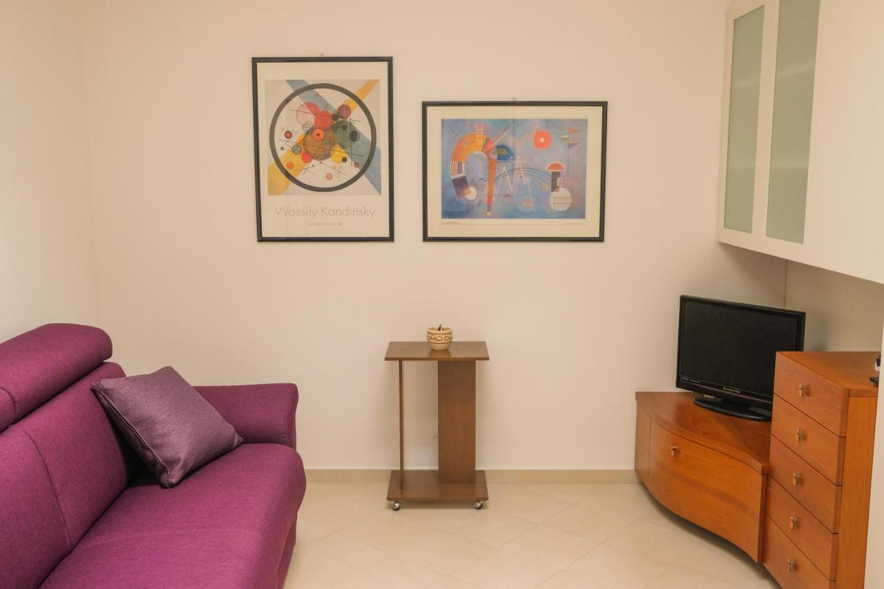 Suite Sabean Monopoli Luaran gambar